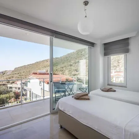 别墅 Sleeps 6 Pool Air Con Wifi *